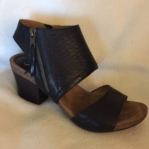 SOFFT sandals